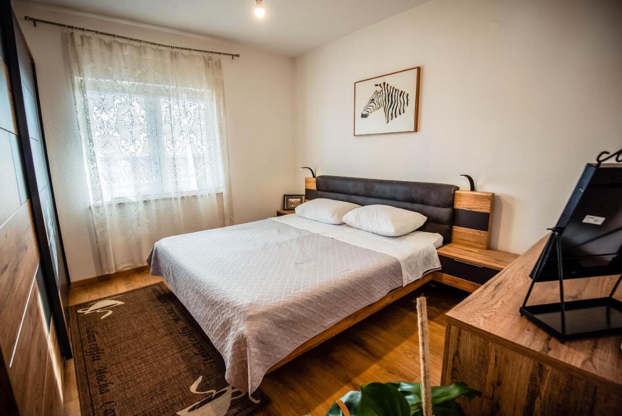 Apartman Fjaka Šibenik Exterior foto